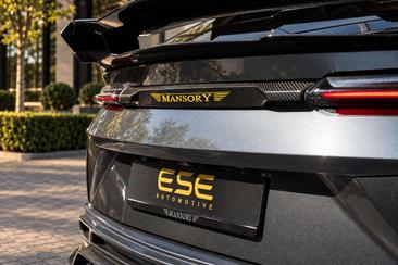 Lamborghini Urus — photo 41
