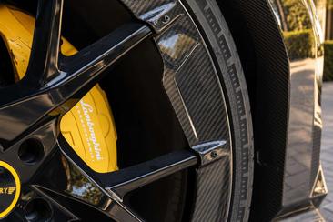 Lamborghini Urus — photo 46