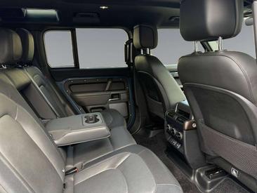 Land Rover Defender D200 — photo 8