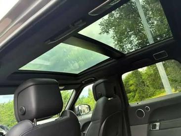 Land Rover Range Rover Sport D250 — photo 14