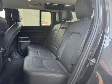 Land Rover Defender 110 D200 — photo 12