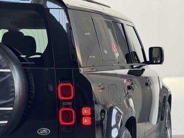 Land Rover Defender 110 D200 — photo 29