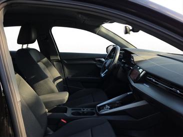 Audi A3 Berline 30 TDI — photo 4