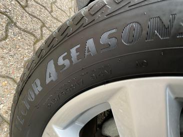 Audi Q2 35 TDI — photo 30