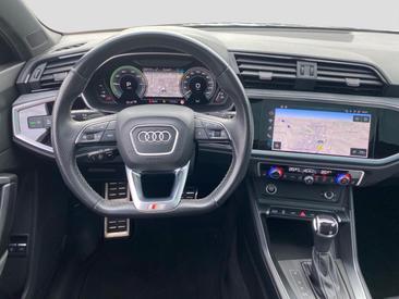 Audi Q3 Sportback TFSI E 45 E — photo 8