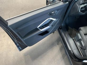 Audi Q3 TFSI E 45 E — photo 13