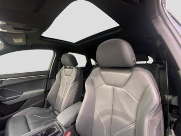 Audi Q3 Sportback TFSI E 45 E — photo 12
