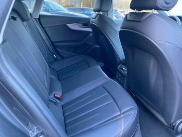 Audi A5 Sportback 35 TDI — photo 11