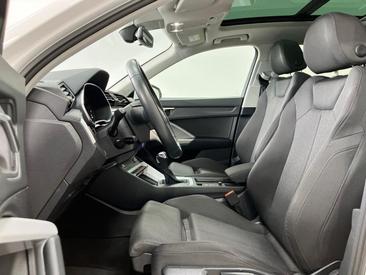 Audi Q3 TFSI E 45 E — photo 7