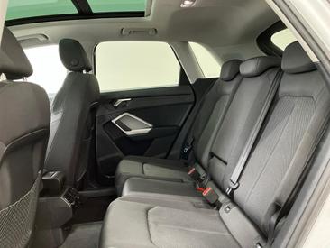 Audi Q3 TFSI E 45 E — photo 10