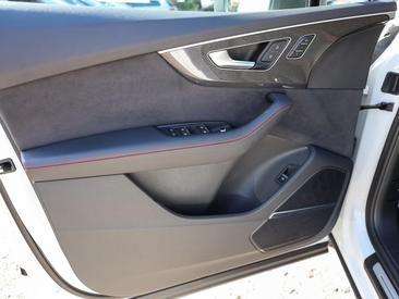 Audi Q7 Competition Plus 50 TDI Quattro — photo 11
