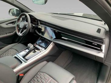 Audi RSQ8 TFSI Quattro Tiptronic — photo 13