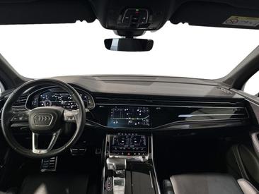Audi Q7 Competition Plus 55 TFSI Quattro — photo 13