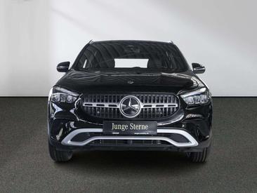 Mercedes GLA 200 — photo 3