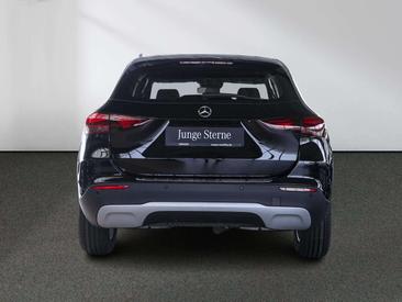 Mercedes GLA 200 — photo 4