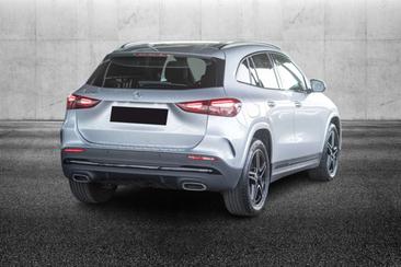 Mercedes GLA 250e — photo 2