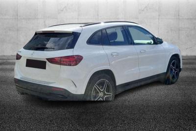 Mercedes GLA 180