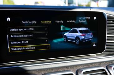 Mercedes-Benz GLE 350 E — photo 27