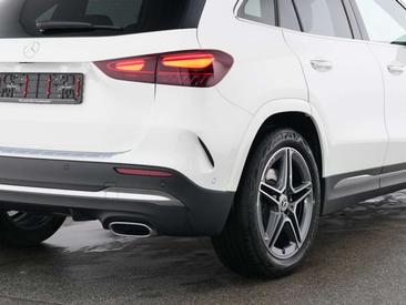 Mercedes-Benz GLA 220 4MATIC — photo 9