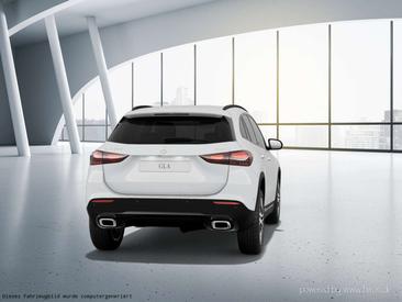 Mercedes-Benz GLA 220 4MATIC — photo 12