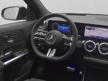 Mercedes-Benz GLA 220 4MATIC — photo 19