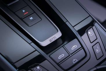 Porsche 911 Cabriolet Carrera — photo 15