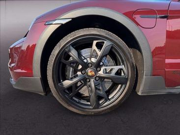 Porsche Taycan Cross Turismo 4S 2022 Rouge — photo 9