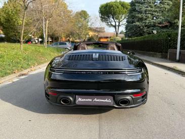 Porsche 911 Cabriolet Carrera 4S — photo 14