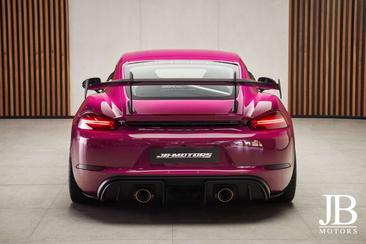 Porsche 718 Cayman GT4 RS — photo 16