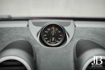 Porsche 718 Cayman GT4 RS — photo 39
