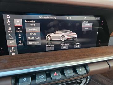Porsche 911 Cabriolet Carrera 4S — photo 8