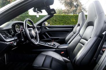 Porsche 911 Cabriolet Carrera — photo 5