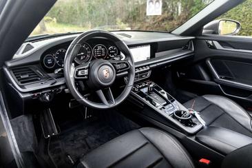 Porsche 911 Cabriolet Carrera — photo 4