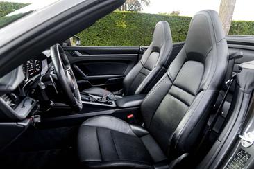 Porsche 911 Cabriolet Carrera — photo 6