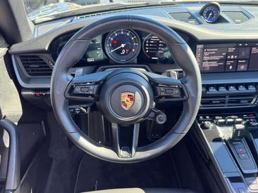 Porsche 911 Cabriolet Carrera S — photo 24