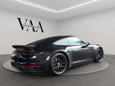 Porsche 911 Carrera 4S — photo 6
