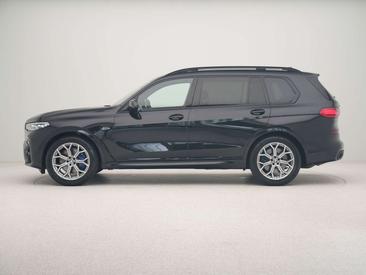 BMW X7 M50i — photo 8