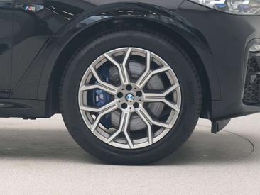 BMW X7 M50i — photo 17