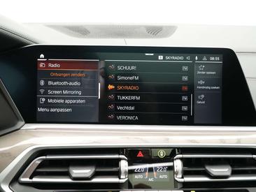BMW X7 M50i — photo 35