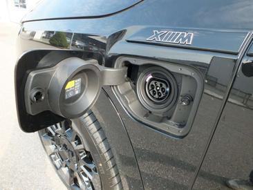 BMW XM 50e (combined) 2026 Noir — photo 15