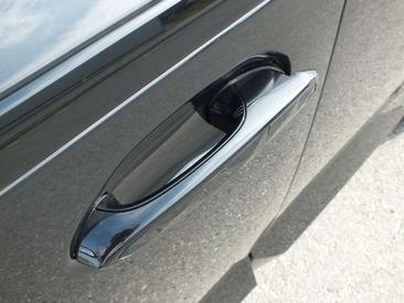 BMW XM 50e (combined) 2026 Noir — photo 17