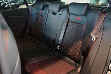 Audi RSQ8 — photo 9