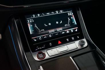 Audi RSQ8 — photo 23