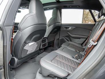 Audi RSQ8 — photo 5