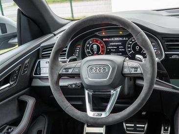 Audi RSQ8 — photo 8