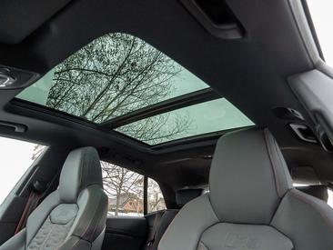 Audi RSQ8 — photo 23