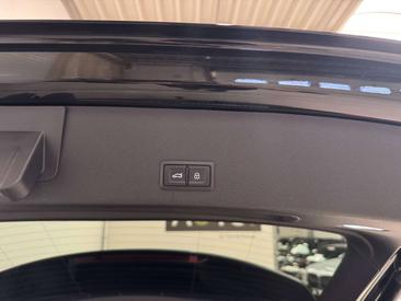 Audi Q8 E-tron E-tron 55 Quattro 300 KW — photo 30