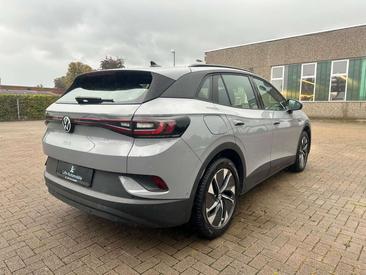 Volkswagen ID.4 Pro S — photo 5