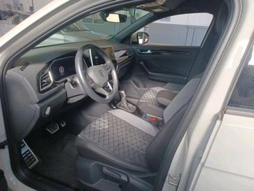 Volkswagen T-Roc 1.5 TSI — photo 8