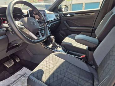 Volkswagen T-Roc Crossover 2.0 TDI DSG 4Motion — photo 8